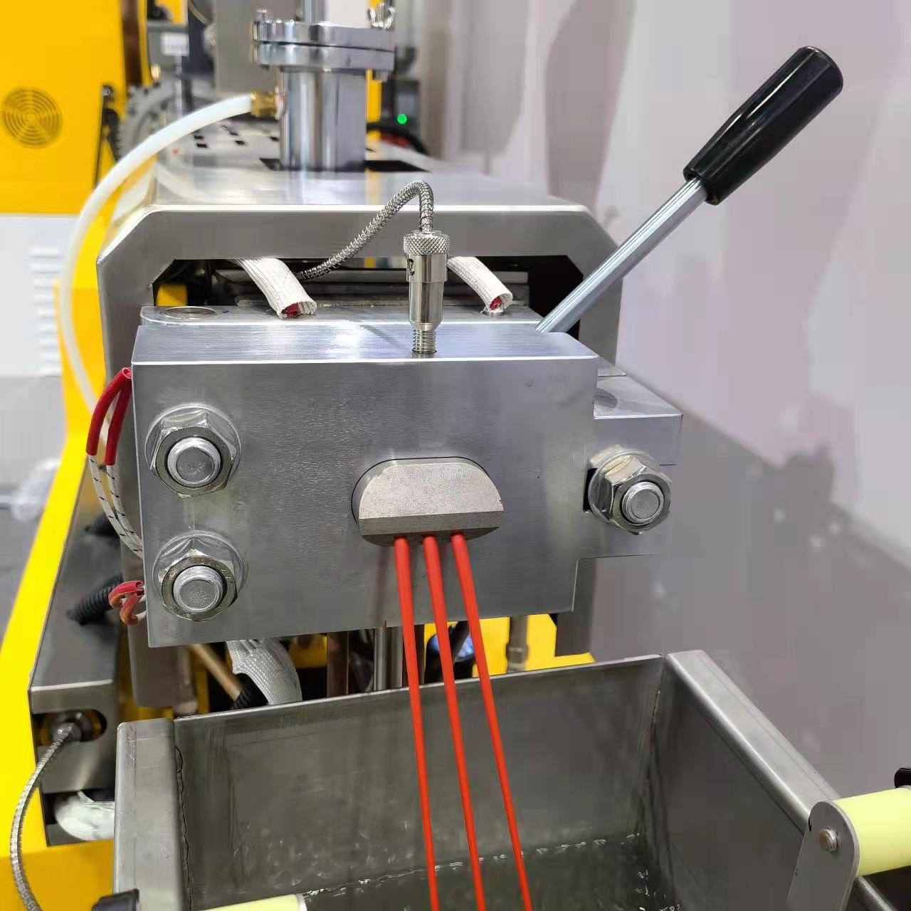 ZS-433-25雙螺杆擠出造粒機（jī） 水拉條係列